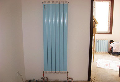 購買家用暖氣片是什么材質(zhì)好